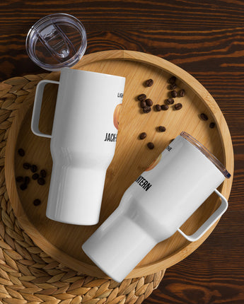 Travel mug with a handle